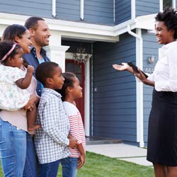 real estate agent talking with family